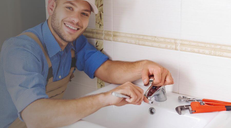 Professional clogged drains services in Vickery, OH